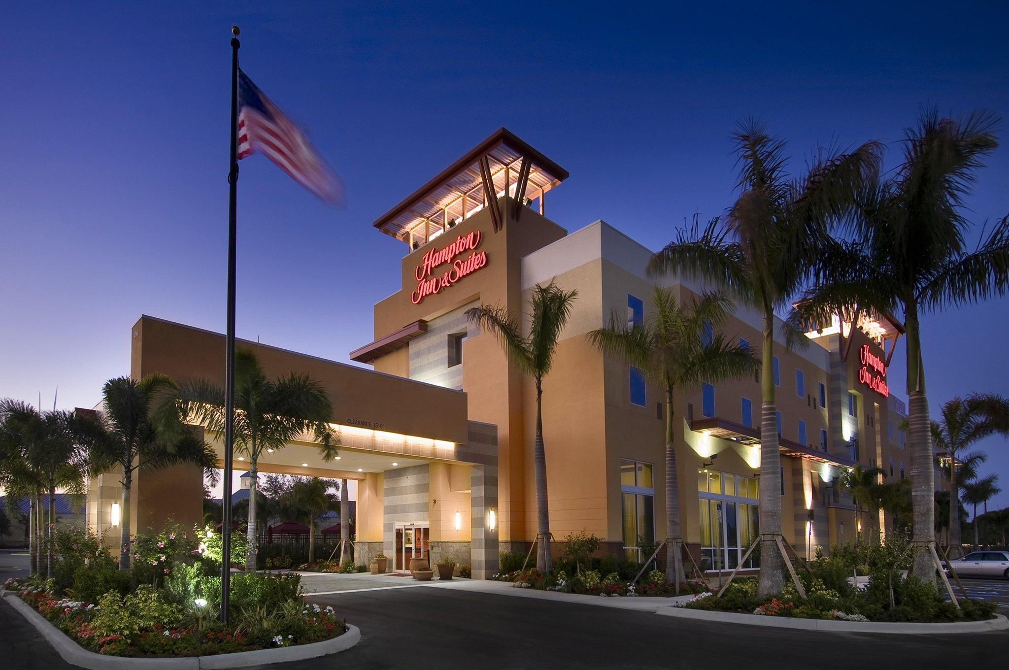 Hampton Inn And Suites Sarasota/Lakewood Ranch Exterior photo