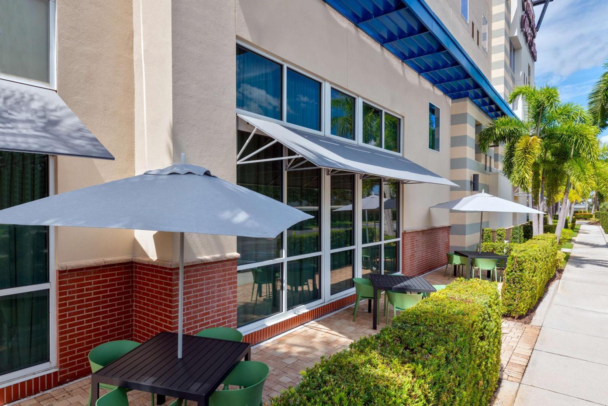 Hampton Inn And Suites Sarasota/Lakewood Ranch Exterior photo